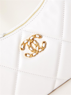 Ch*el 19 clutch with chain shiny lambskin, gold-tone, silver-tone & ruthenium-finish metal white ap3763