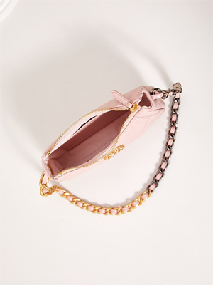 Ch*el 19 clutch with chain shiny lambskin, gold-tone, silver-tone & ruthenium-finish metal pink ap3763