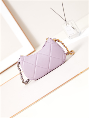 Ch*el 19 clutch with chain shiny lambskin, gold-tone, silver-tone & ruthenium-finish metal lilac ap3763