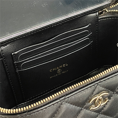 Ch*el vanity case with chain lambskin gold tone metal black ap2199