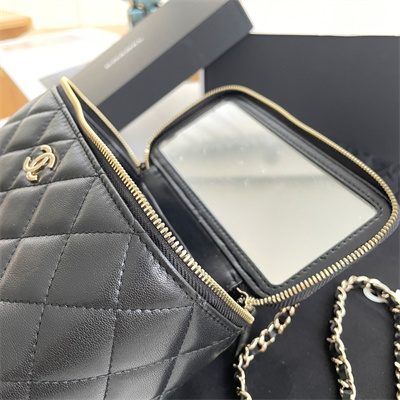 Ch*el vanity case with chain lambskin gold tone metal black ap2199