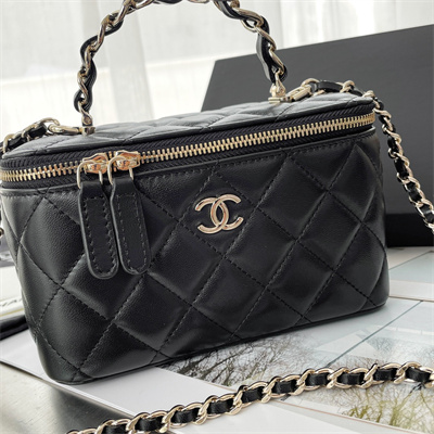 Ch*el vanity case with chain lambskin gold tone metal black ap3333