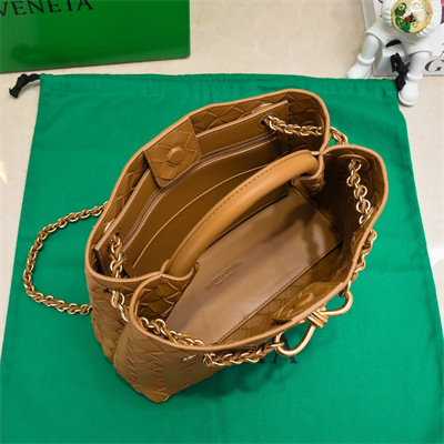 BV Small Andiamo Top handle bag With Chain Lambskin Leather Brown