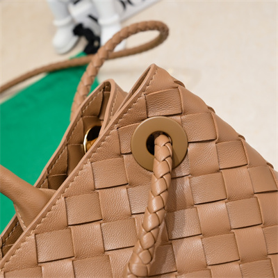 BV East West Andiamo Top handle bag Lambskin Leather Cognac