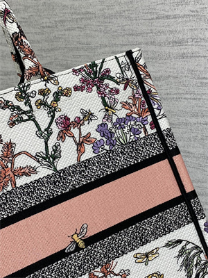 cd medium book tote white multicolor D*or herbarium embroidery