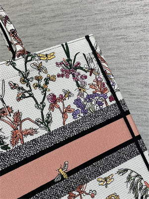 cd large book tote white multicolor D*or herbarium embroidery