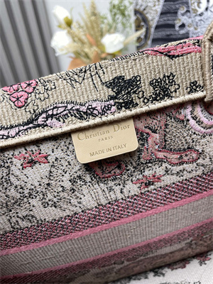 cd medium D*oriviera D*or book tote raffia with aquamarina toile de jouy sauvage embroidery pink