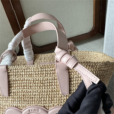 ce**e teen S*pple classic panier in raffia and calfskin pink