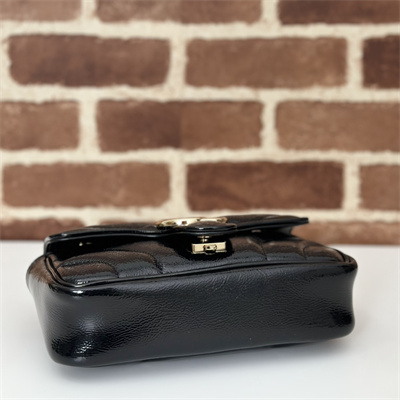 G*u*i gg marmont small shoulder bag patent leather black 446744