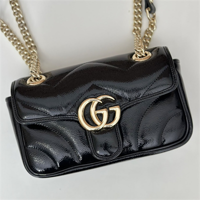 G*u*i gg marmont small shoulder bag patent leather black 446744