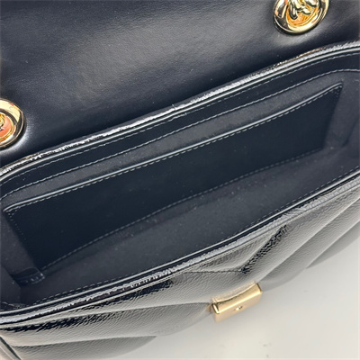 G*u*i gg marmont small shoulder bag patent leather black 446744