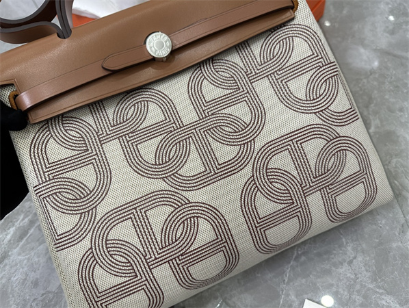 Her.mes Herbag 31 Canvas and Calfskin With Printing