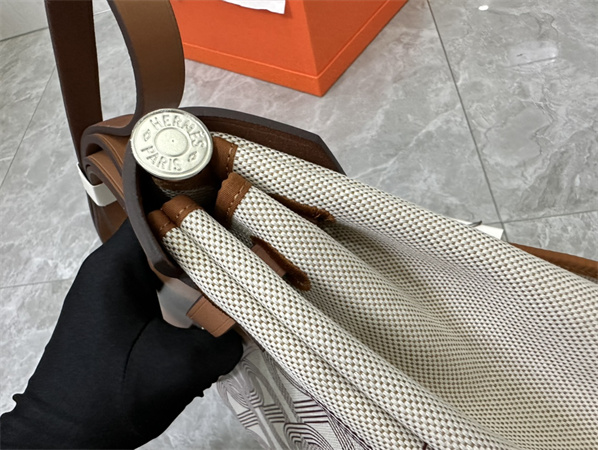 Her.mes Herbag 31 Canvas and Calfskin With Printing
