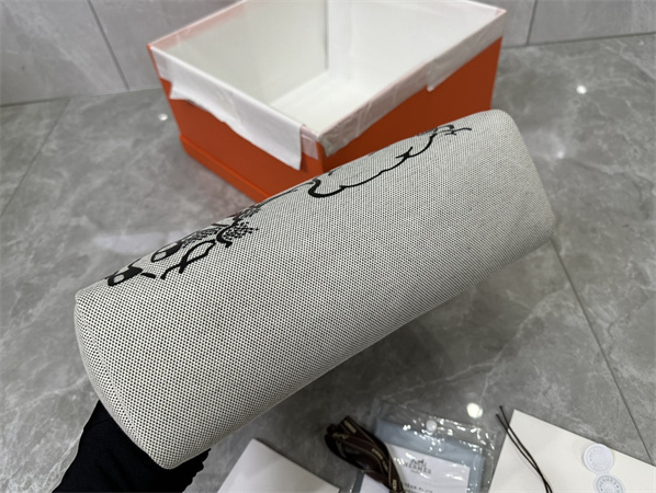 Her.mes Herbag 31 Canvas and Calfskin With Printing