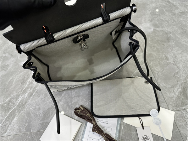 Her.mes Herbag 31 Canvas and Calfskin With Printing