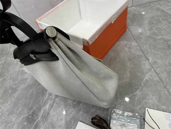 Her.mes Herbag 31 Canvas and Calfskin