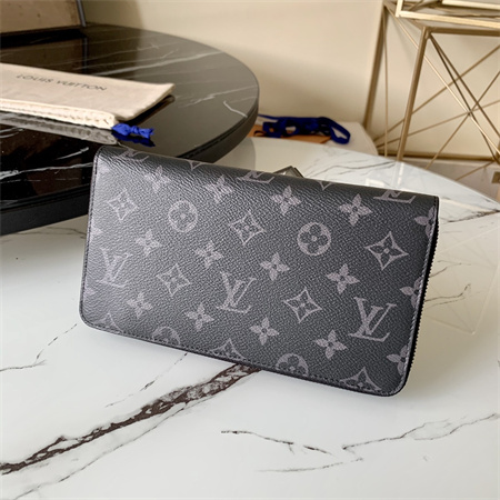 LV Zippy Organiser In Monogram Eclipse M62581