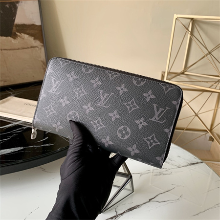 LV Zippy Organiser In Monogram Eclipse M62581