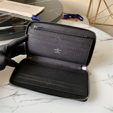 LV Zippy Organiser In Monogram Eclipse M62581