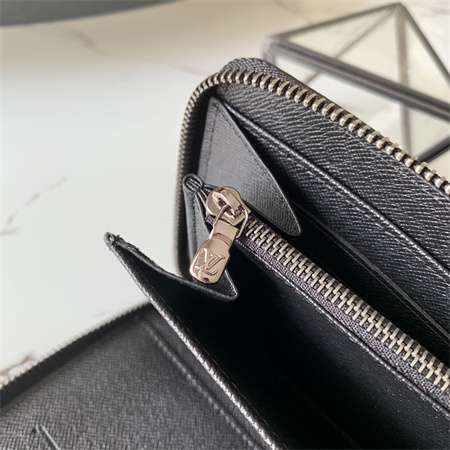 LV Zippy Organiser In Monogram Eclipse M62581