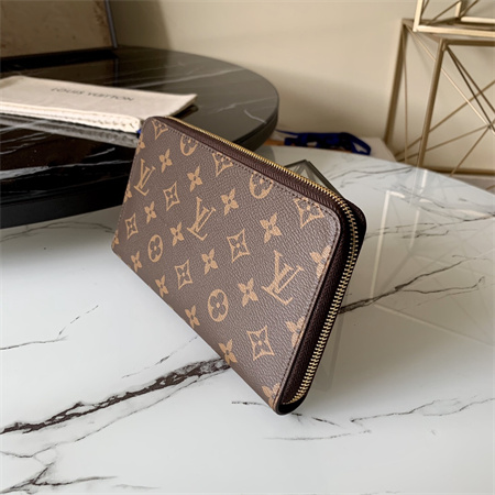 LV Zippy Organiser In Monogram Canvas M62581