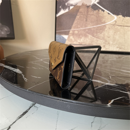 L.V Victorine Wallet Monogram Canvas and Reverse Canvas M81557