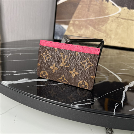 L.V Card Holder Vivienne Holidays Monogram Canvas M82853