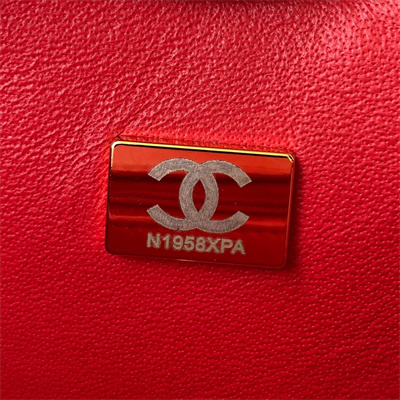 Cha.nel Mini Classic Flap Bag Lambskin Gold Tone Metal Red 01116