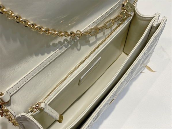 cd miss D*or top handle bag cannage patent calfskin white