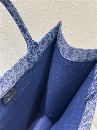 cd large book tote blue denim D*or oblique jacquard