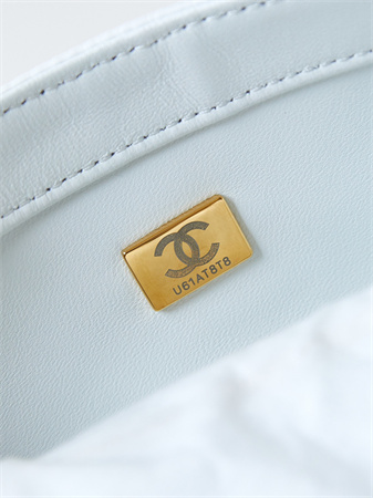 Ch*el clutch sequins & gold-tone metal white, black, pink & yellow as4561