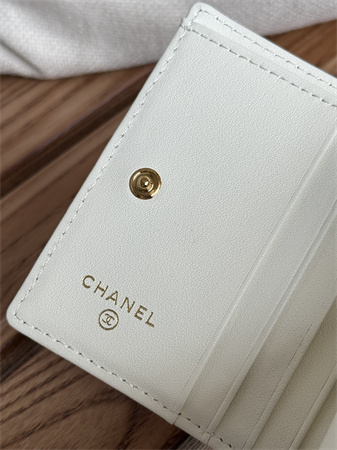 Ch*el wallet grained calfskin/lambskin a84028