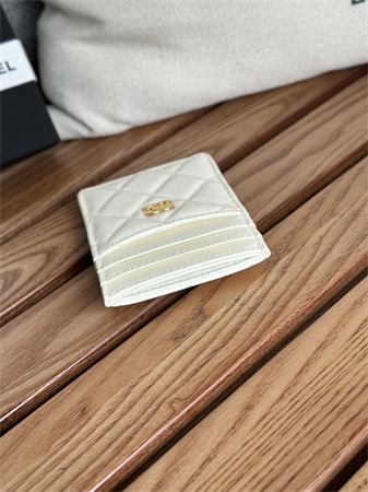 Ch*el card holder grained calfskin/lambskin ap0223