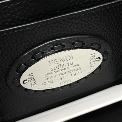 Fen.di Peekaboo ISeeU Petite Cuoio Romano Leather Black Selleria bag with 306 hand-sewn topstitches