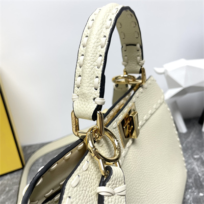 Fen.di Peekaboo ISeeU Small Cuoio Romano leatherSelleria bag with 556 hand-sewn topstitches