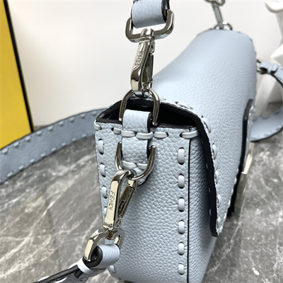 Fen.di BaguetteSelleria bag with 612 hand-sewn topstitches