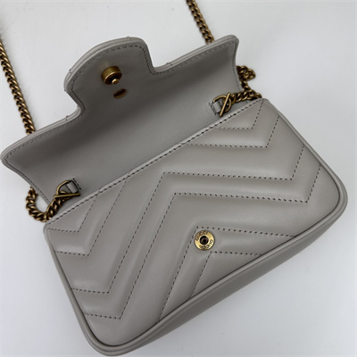 G*u*i gg marmont mini bag grey 476433
