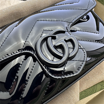 Gu.cci GG Marmont Mini Bag Black Patent 476433