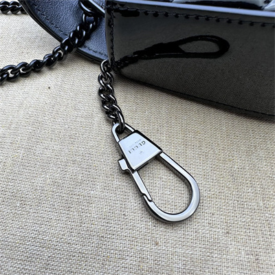 Gu.cci GG Marmont Mini Bag Black Patent 476433