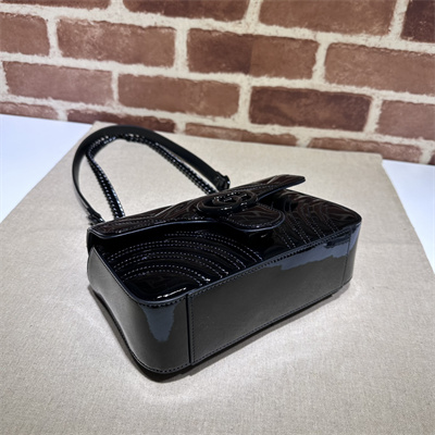 Gu.cci GG Marmont Small Shoulder Bag Black Patent 446744