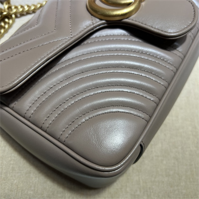 Gu.cci GG Marmont Medium Shoulder Bag 443497