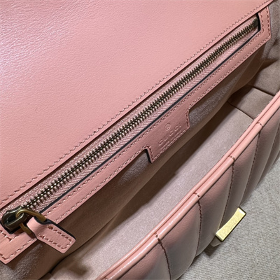 Gu.cci GG Marmont Medium Shoulder Bag 443497