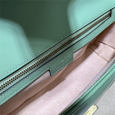 Gu.cci GG Marmont Medium Shoulder Bag Green 443497