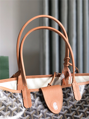 Go*ard saint l0*is pm bag in Go*ardine canvas & chevroches calfskin