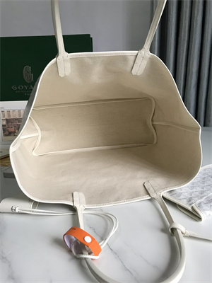 Go*ard saint l0*is pm bag in Go*ardine canvas & chevroches calfskin