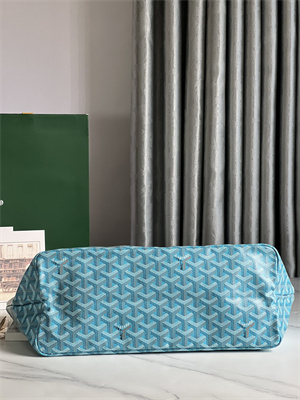 Go*ard saint l0*is pm bag in Go*ardine canvas & chevroches calfskin