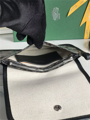 Go*ard plumet pocket wallet in Go*ardine canvas