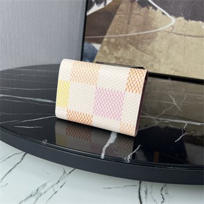 L.V Victorine Wallet Damier coated canvas Peach Pink N40750