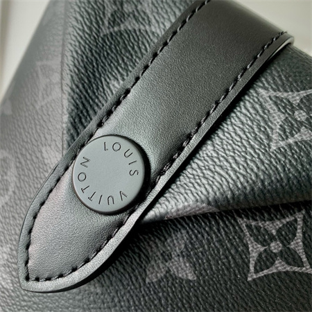 L.V Envelope Pouch Monogram Eclipse and Cowhide Leather Trim M11613