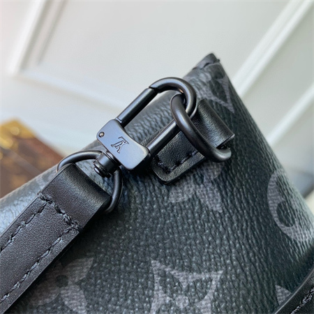 L.V Envelope Pouch Monogram Eclipse and Cowhide Leather Trim M11613